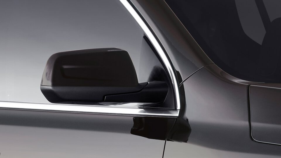 2019-acadia-exterior-adjustable-mirrors-19PGAC00004.jpg