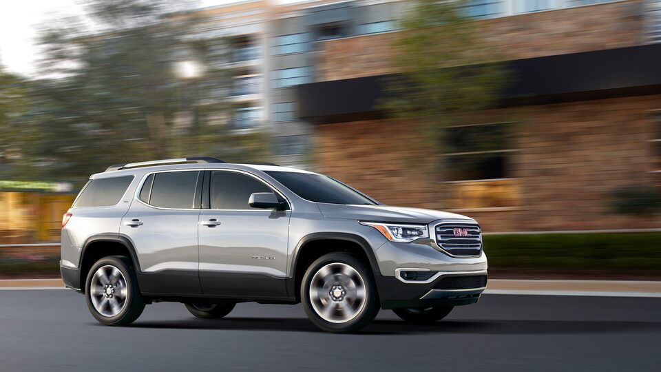 2019-acadia-exterior-smart-design-19PGAC00110.jpg