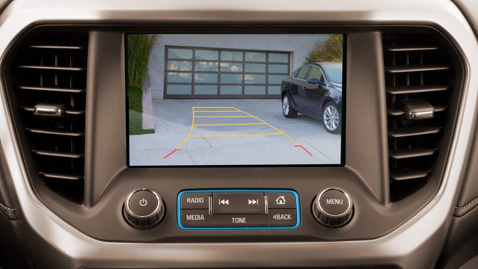 2019-acadia-safety-rear-camera-19PGAC00134.jpg