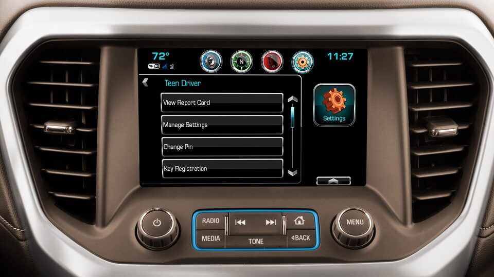2019-acadia-safety-teen-driver-19PGAC00156.jpg