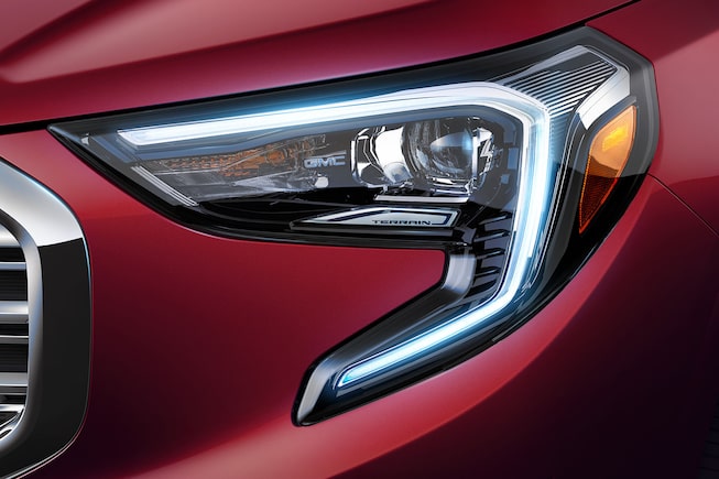 Camioneta familiar, GMC Terrain 2019, incluye faros delanteros LED Highbeam con encendido y apagado automático 