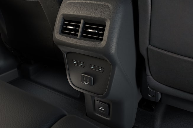 GMC Terrain 2019 camioneta familiar cuenta con aire acondicionado de 2 zonas y control de temperatura automático