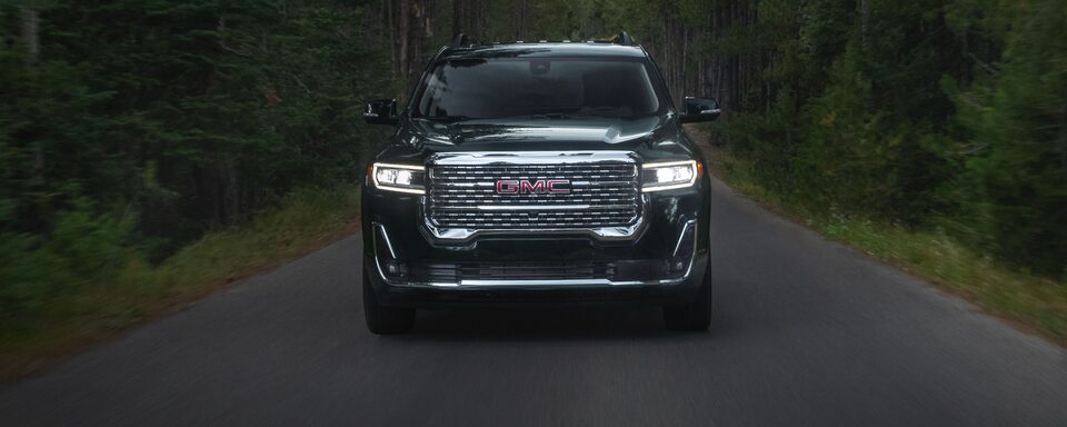 Conoce el inigualable desempeño de GMC Acadia 2023, SUV de lujo