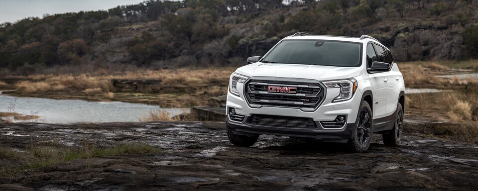 Conoce los precios y promociones disponibles para que estrenes tu camioneta SUV, GMC Terrain 2023