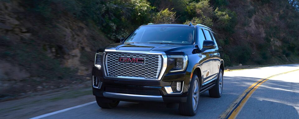 Accesorios originales disponibles para GMC Yukon 2023, camioneta lujosa