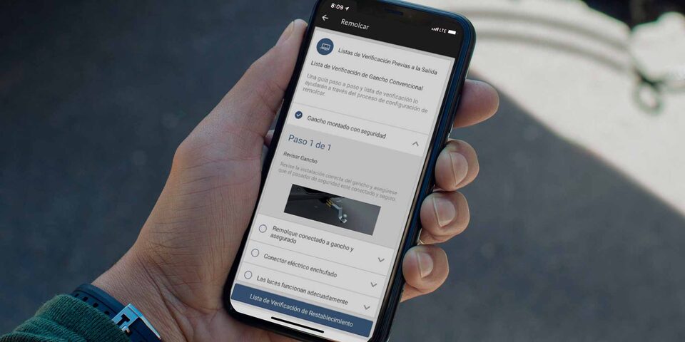 Pro Grade Trailering App para GMC Yukon 2023, camioneta lujosa