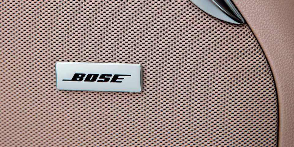 Sistema de audio con 14 bocinas Bose premium en tu camioneta lujosa, GMC Yukon