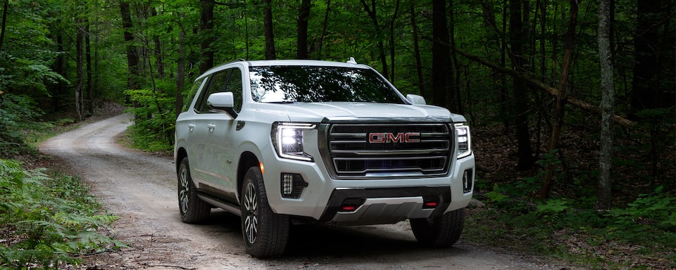 Nueva GMC Yukon AT4, camioneta lujosa con motor 6.2L V8 de 420 HP