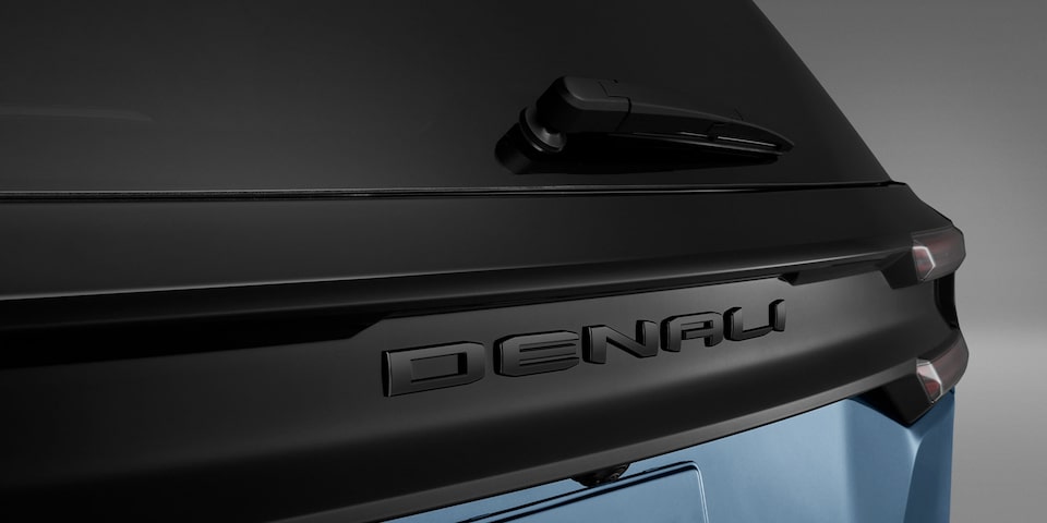 Moldura con emblema Denali en negro para tu GMC Acadia 2024, SUV de tres filas de asientos