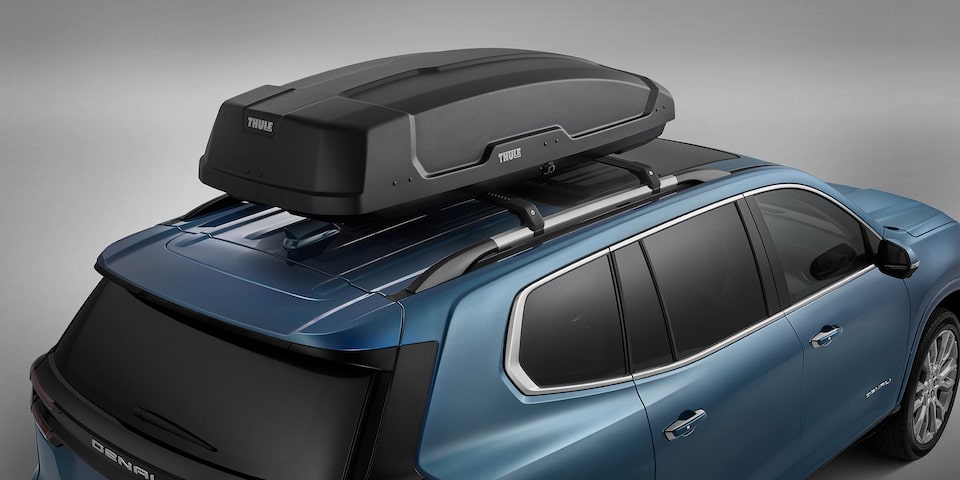 Barras de techo transversales en negro para aumentar la capacidad de carga de tu SUV de 3 filas, GMC Acadia 2024