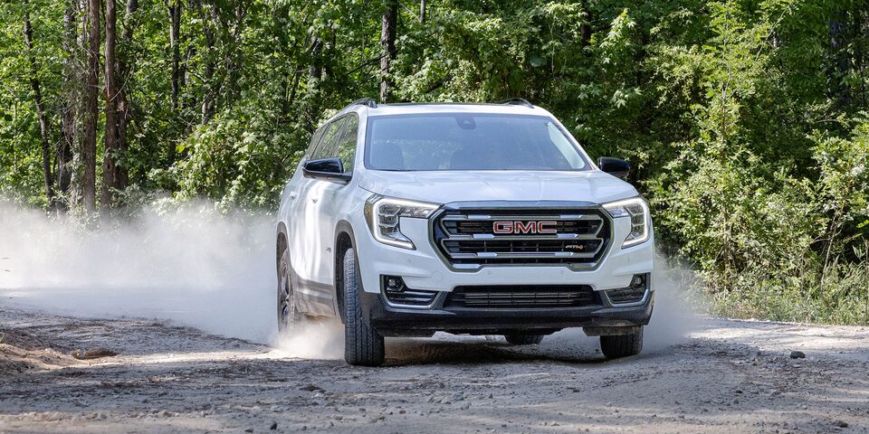 Camioneta SUV, GMC Terrain 2024 con tracción AWD