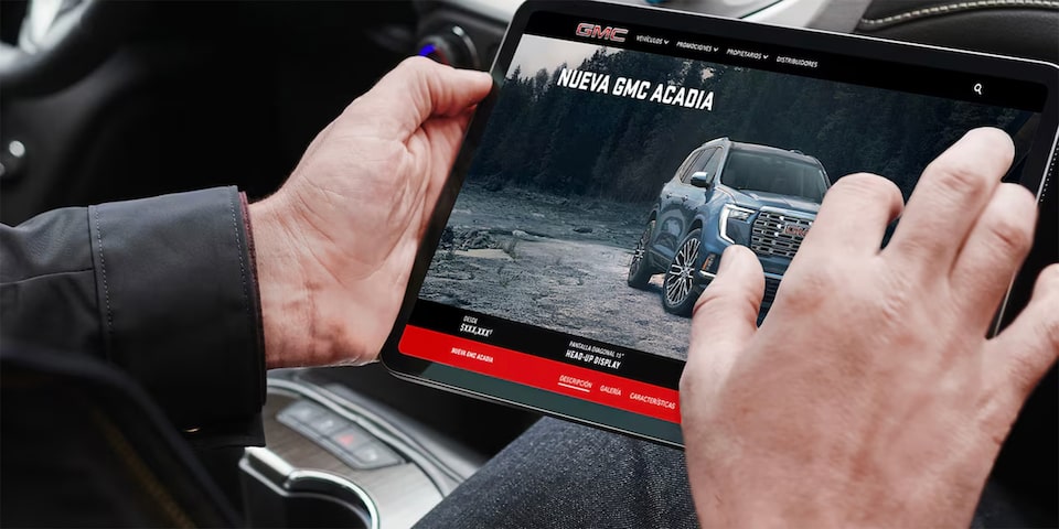 OnStar 4G LTE con conectividad Wi-Fi en GMC Acadia 2026