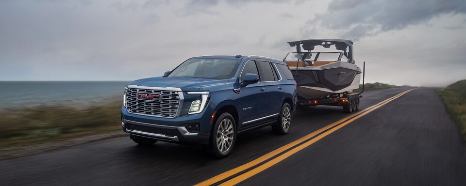 Mejora su apariencia, seguridad y funcionalidad agregando accesorios originales a tu GMC Yukon 2026