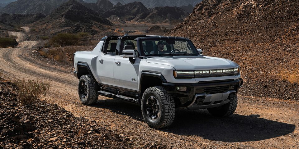 Infinity Roof, techo panorámico modular equipado en la nueva GMC Hummer EV pickup eléctrica