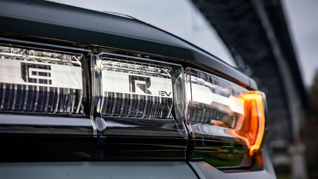Icónica parrilla de la nueva GMC Hummer EV pickup eléctrica