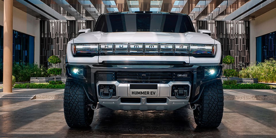 íconica parrilla de la nueva GMC Hummer EV pickup eléctrica