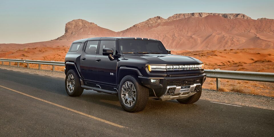 Nueva GMC Hummer EV SUV con modo de manejo normal