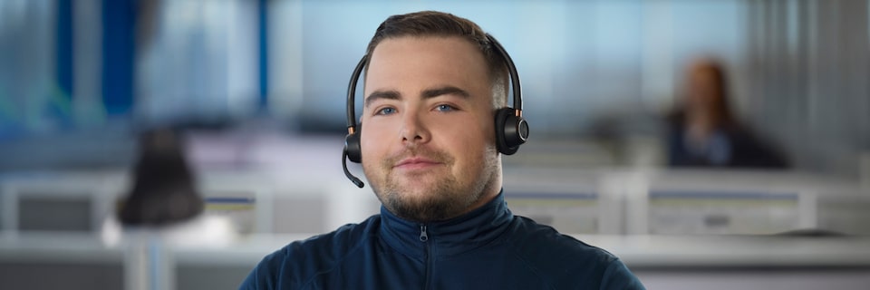 Detección automática de choques con OnStar en vehículos GMC y asistencia inmediata de asesores.