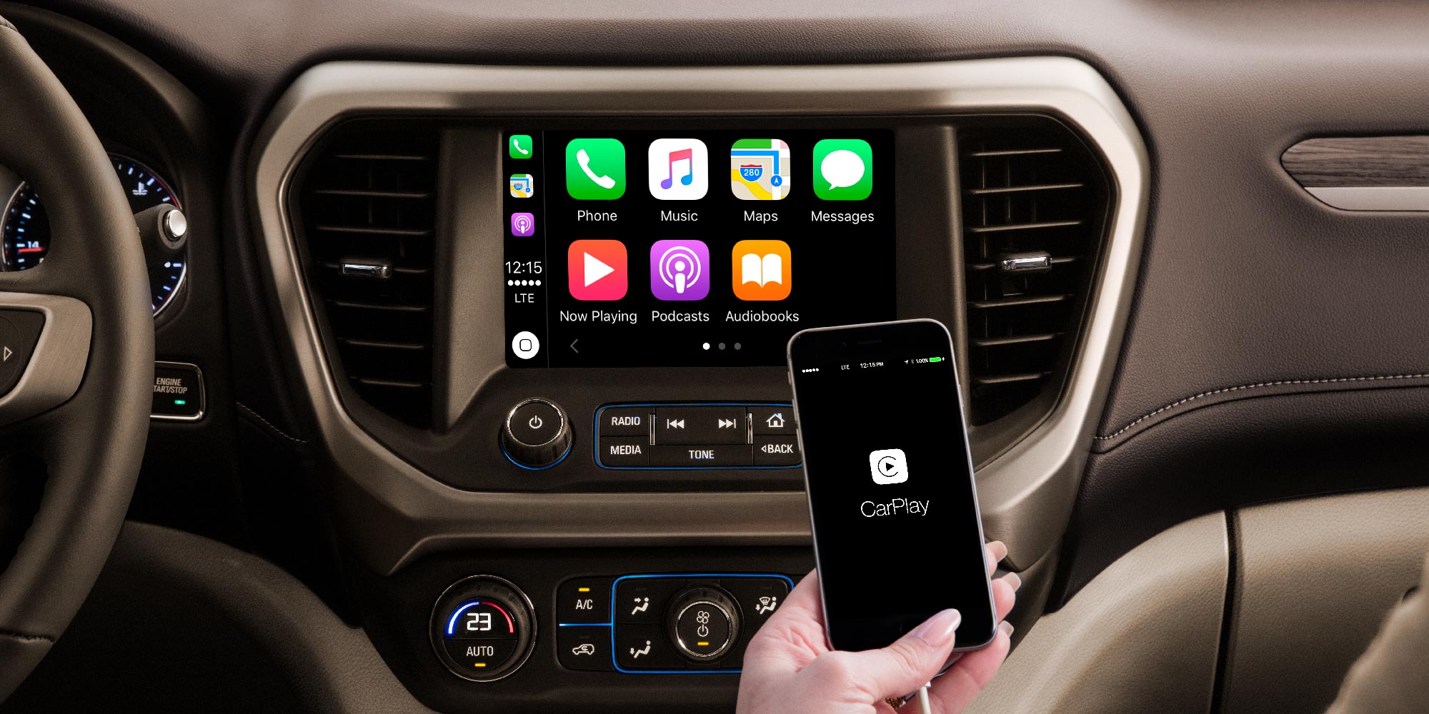 Phone Projection te permite conectar tu Smartphone ya sea por Android Auto o Apple CarPlay