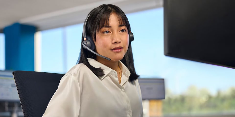 Paquete Safety and Security de OnStar para GMC con asesores 24/7 y la app Guardián para mayor seguridad.