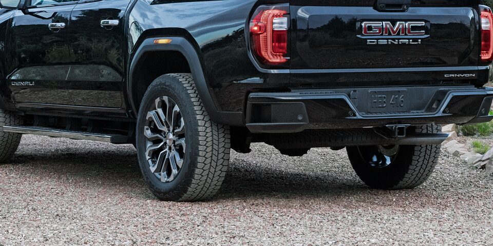 Suspensión, elevada 2 pulgadas en tu GMC Canyon 2024, pickup mediana