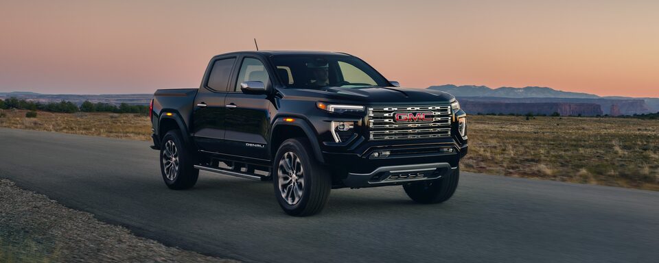 Conoce las características de desempeño de tu GMC Canyon 2024, pickup mediana con motor de 2.7