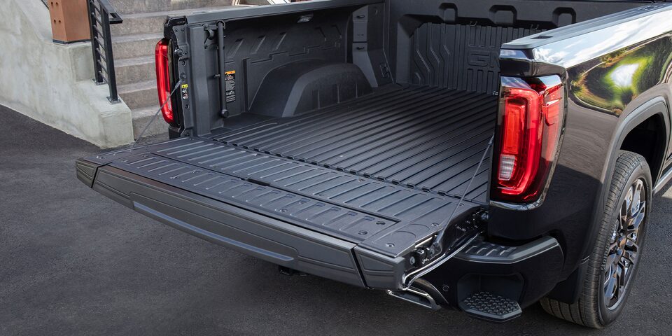 Sistema prograde trailering equipado dentro de tu GMC Sierra 2024, pickup 4x4
