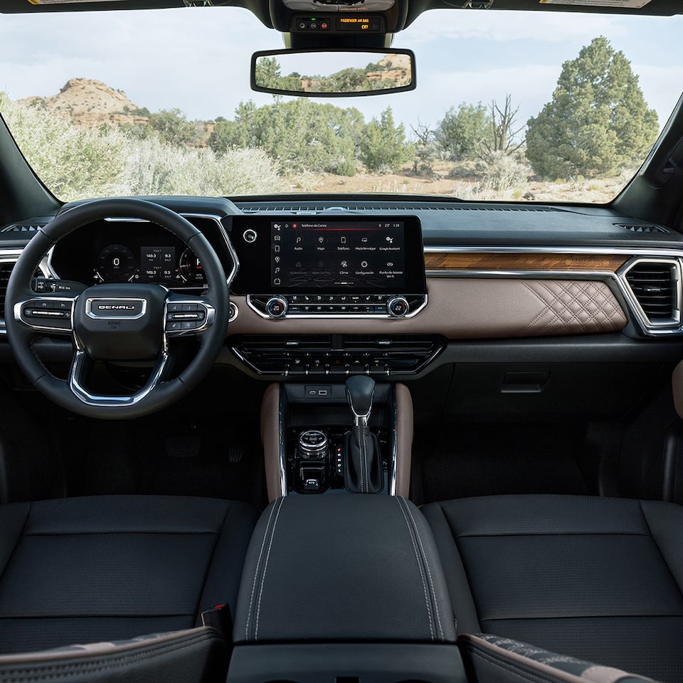 Descubre las características de conectividad de tu GMC Canyon 2025
