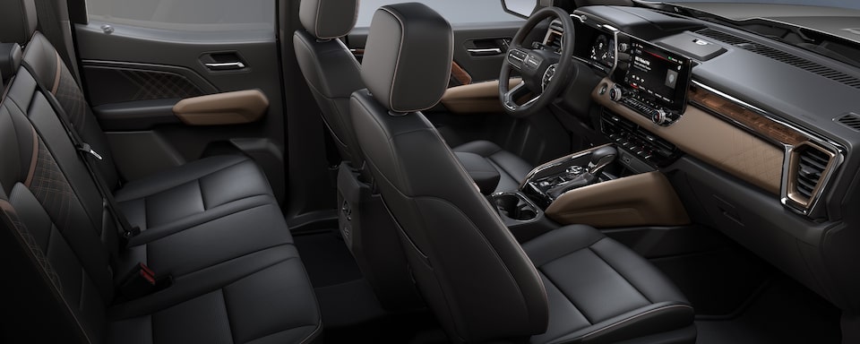 Espacioso y detallado interior de GMC Canyon 2025, pickup mediana premium