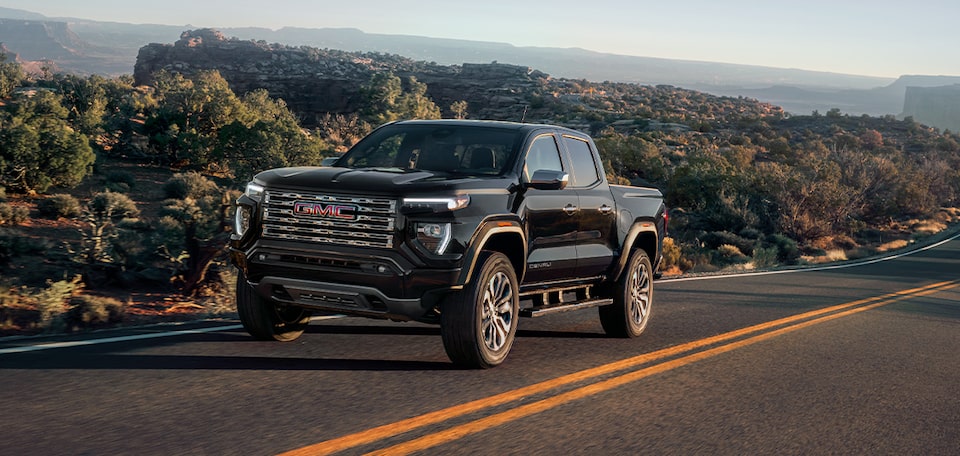 GMC Canyon 2025 con asistente de mantenimiento de carril
