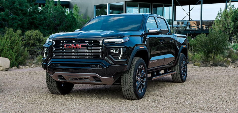Conquista cualquier camino con el modo de manejo off road y motor turbo de GMC Canyon 2025