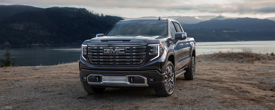 GMC Sierra 2025, pickup 4x4 de lujo con motor V8 4WD y transmisión automática de 10 velocidades