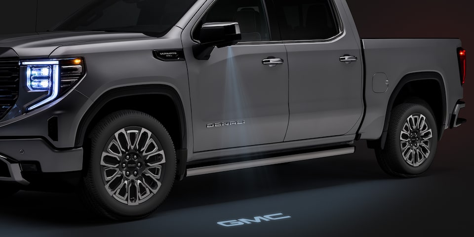 Proyección de logo en espejos laterales de tu pickup 4x4, GMC Sierra 2025