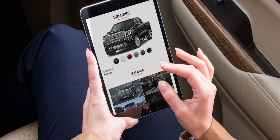 Pickup 4x4 de lujo GMC Sierra 2025 incluye OnStar 4G LTE con conectividad Wi-Fi
